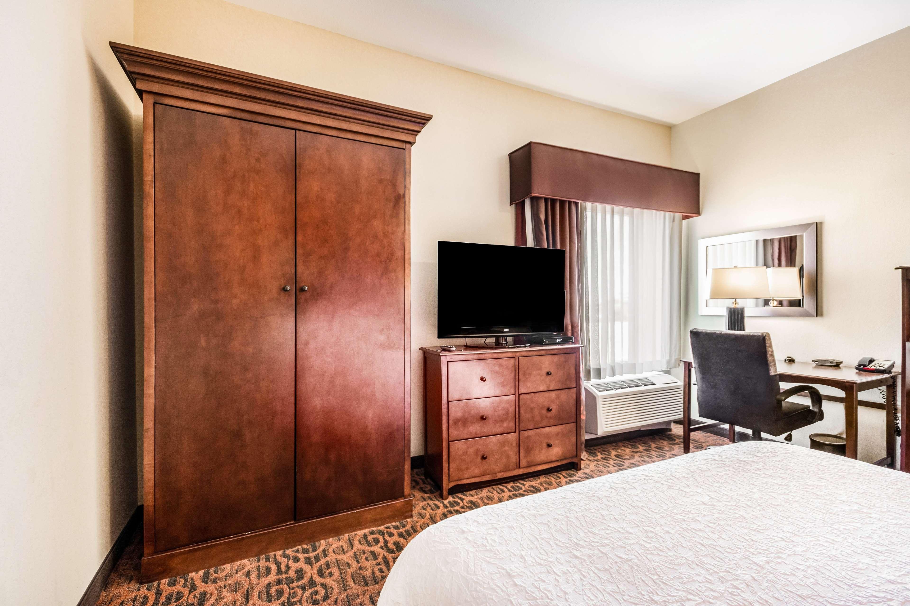 Hampton Inn Derby-Wichita Southeast Екстер'єр фото