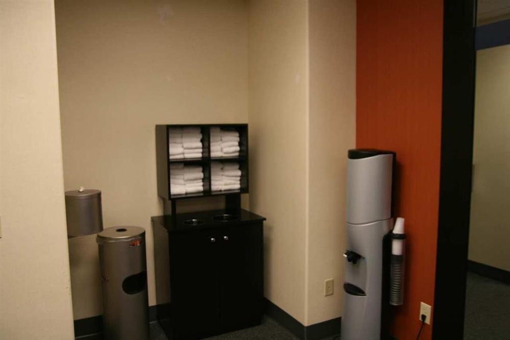 Hampton Inn Derby-Wichita Southeast Номер фото