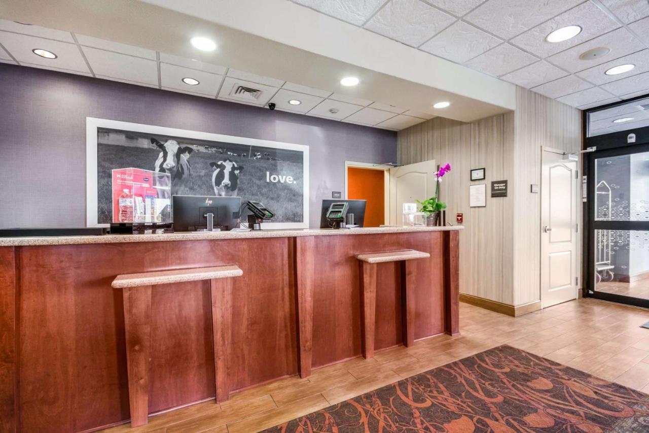 Hampton Inn Derby-Wichita Southeast Екстер'єр фото