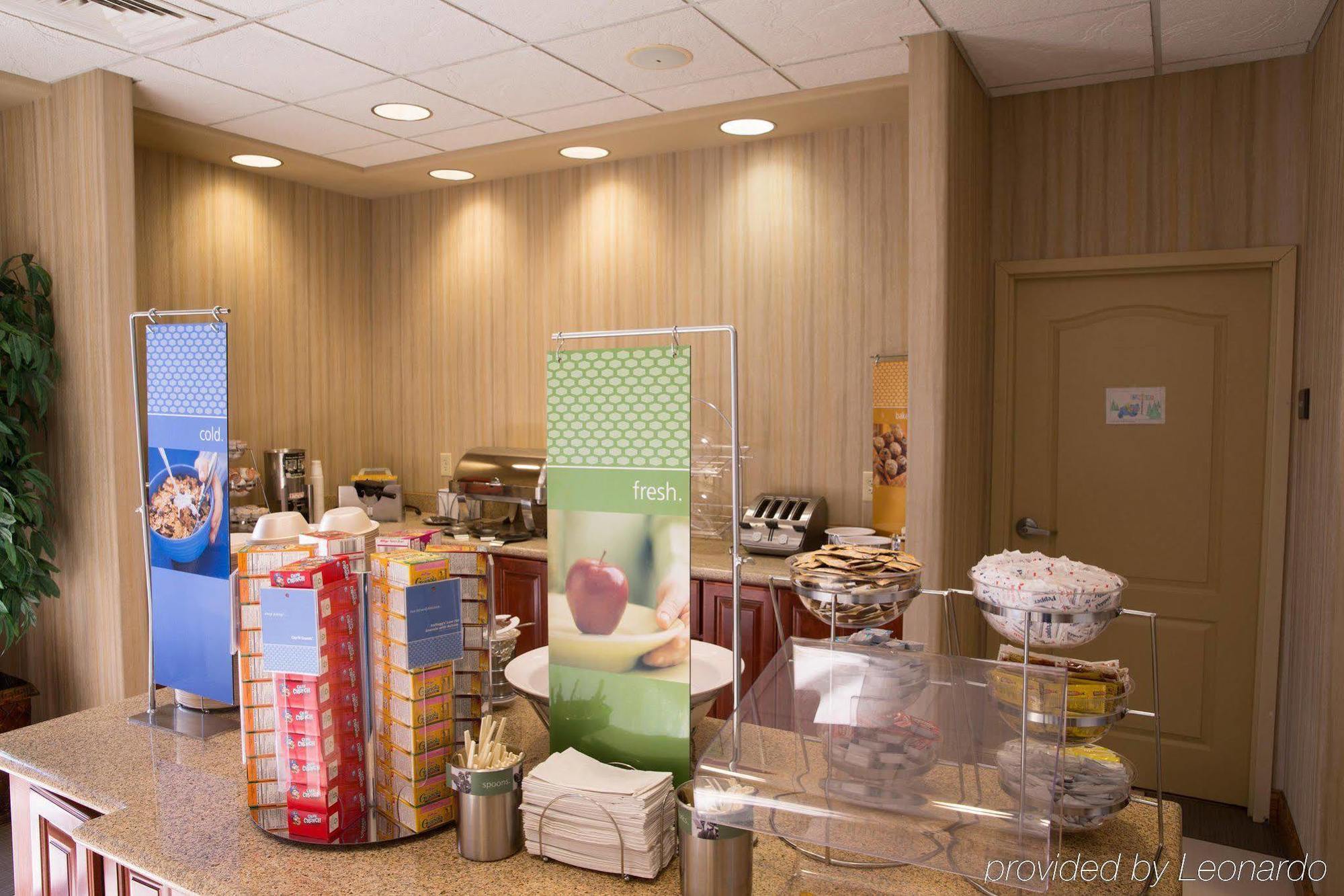 Hampton Inn Derby-Wichita Southeast Екстер'єр фото